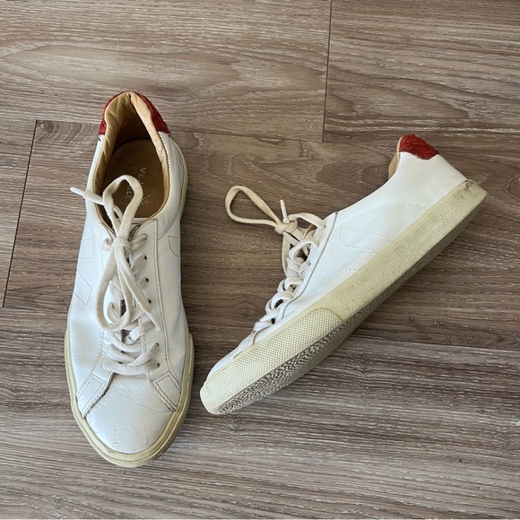 Veja Barneys Esplar Red Tilapia Sneakers - Picture 5 of 9